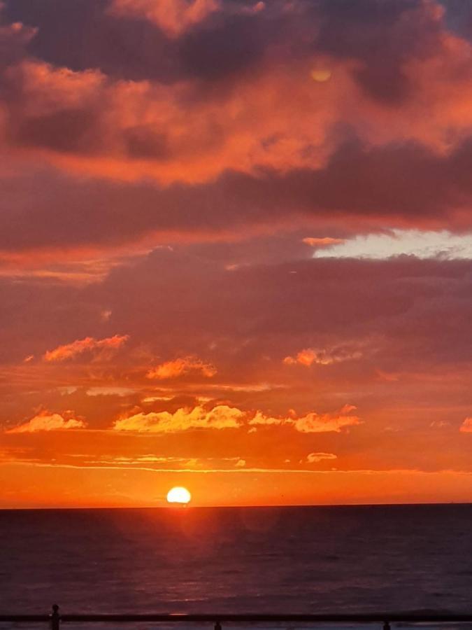 Zeezicht, Volledig Gerenoveerd Luxe Appartement Middelkerke Dış mekan fotoğraf